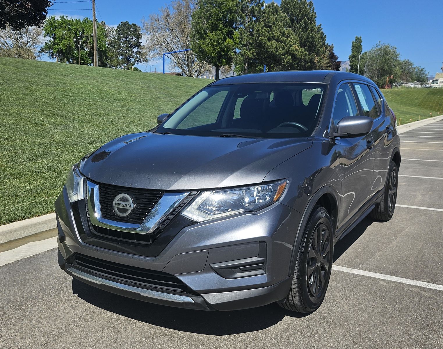 2019 Nissan Rogue S