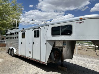 Sooner 4 horse trailer