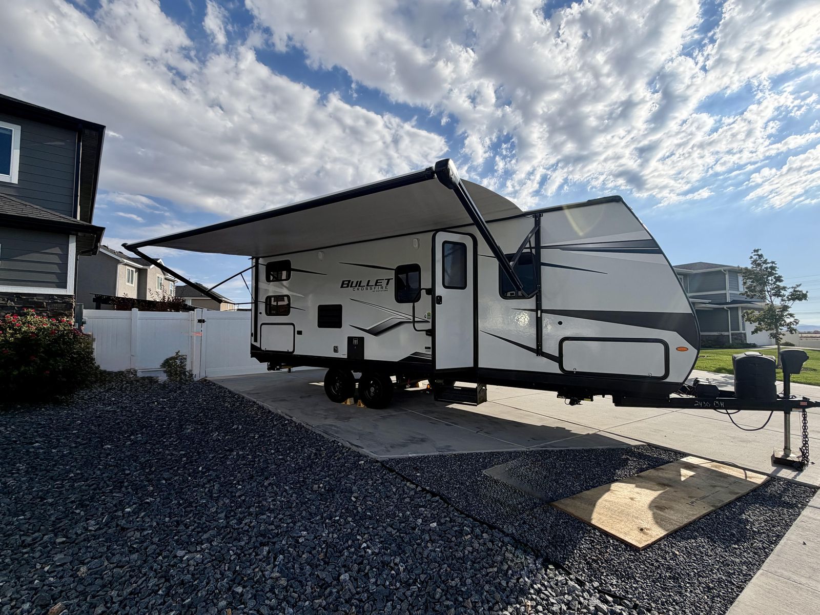2022 Keystone Bullet Crossfire 2430BH w/ extended warranty