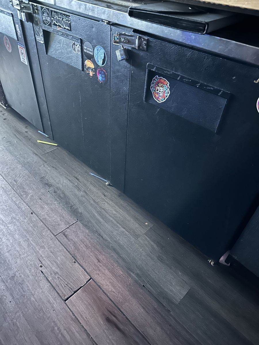 Free under counter refrigerator