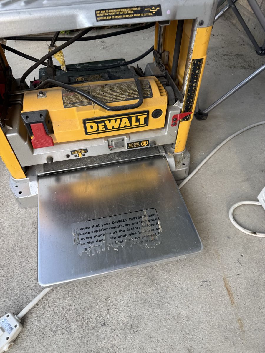DEWALT DW734 12-1/2-Inch Benchtop Planer, 15 Amp Motor