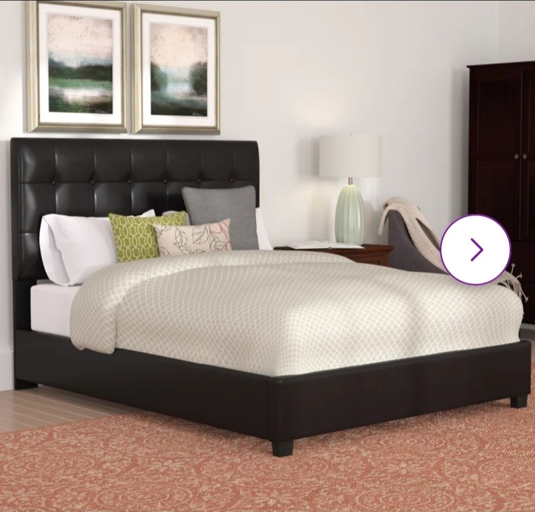 Queen Bedroom furniture set