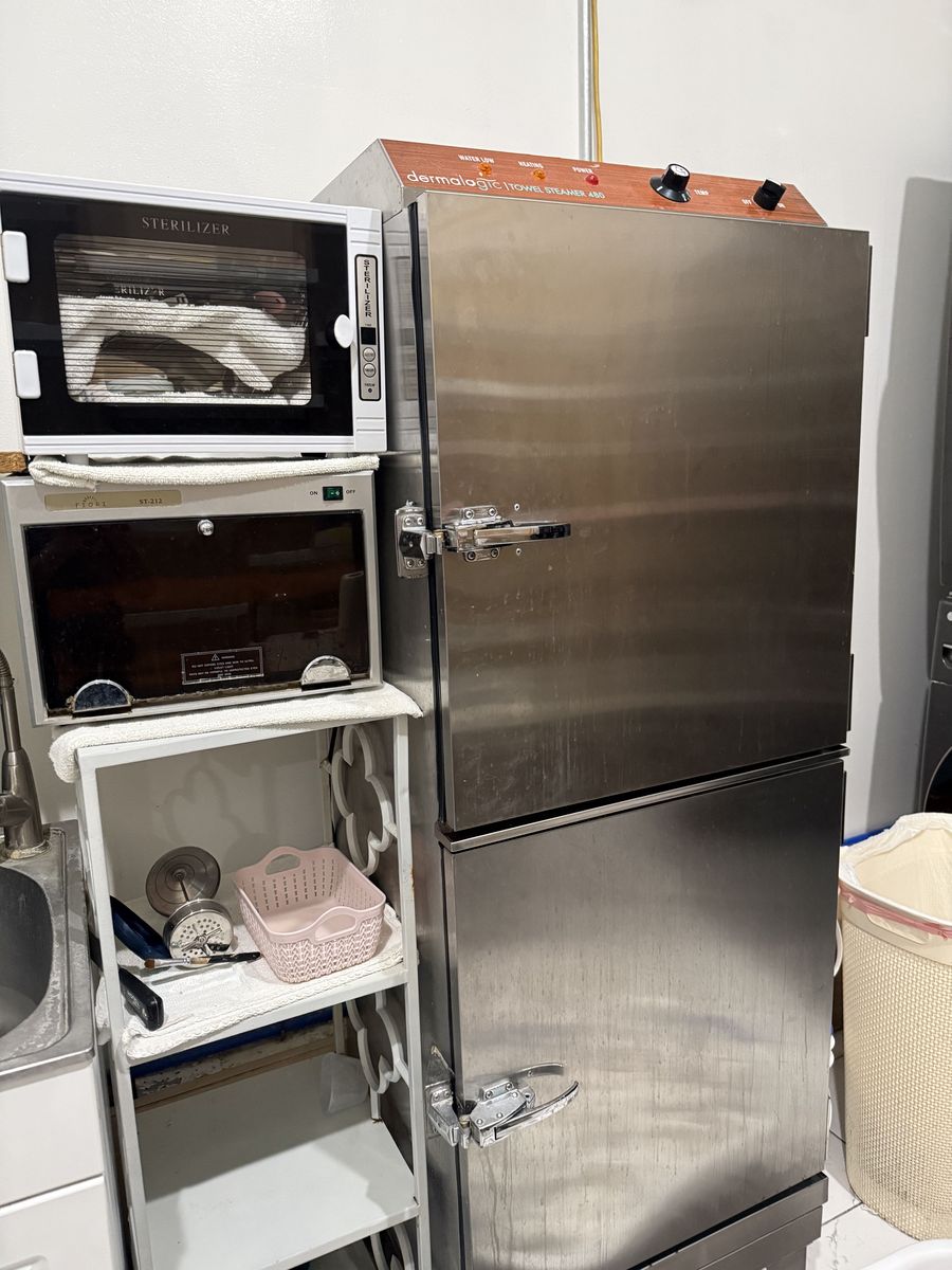 Towel Warmer Machine