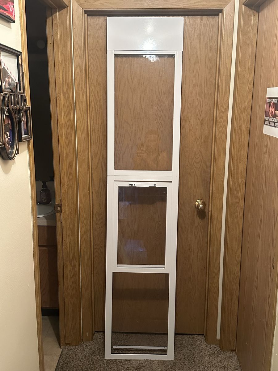 Sliding door for dogs
