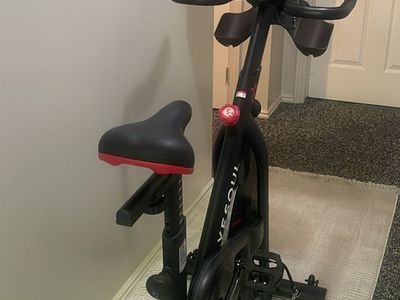 YESOUL Smart Spin Bike with HD Display - Indoor Cycling Exercise Fitness Machine
