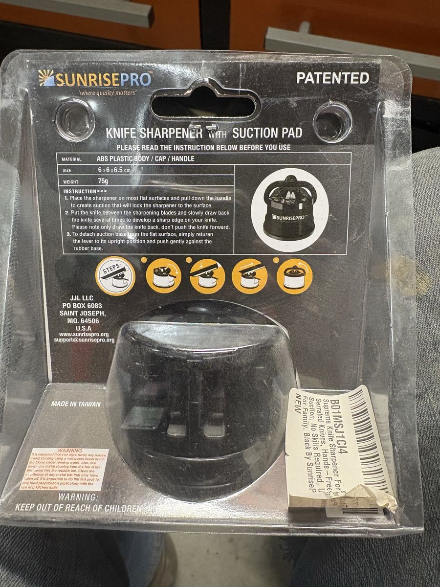 Knife sharpener