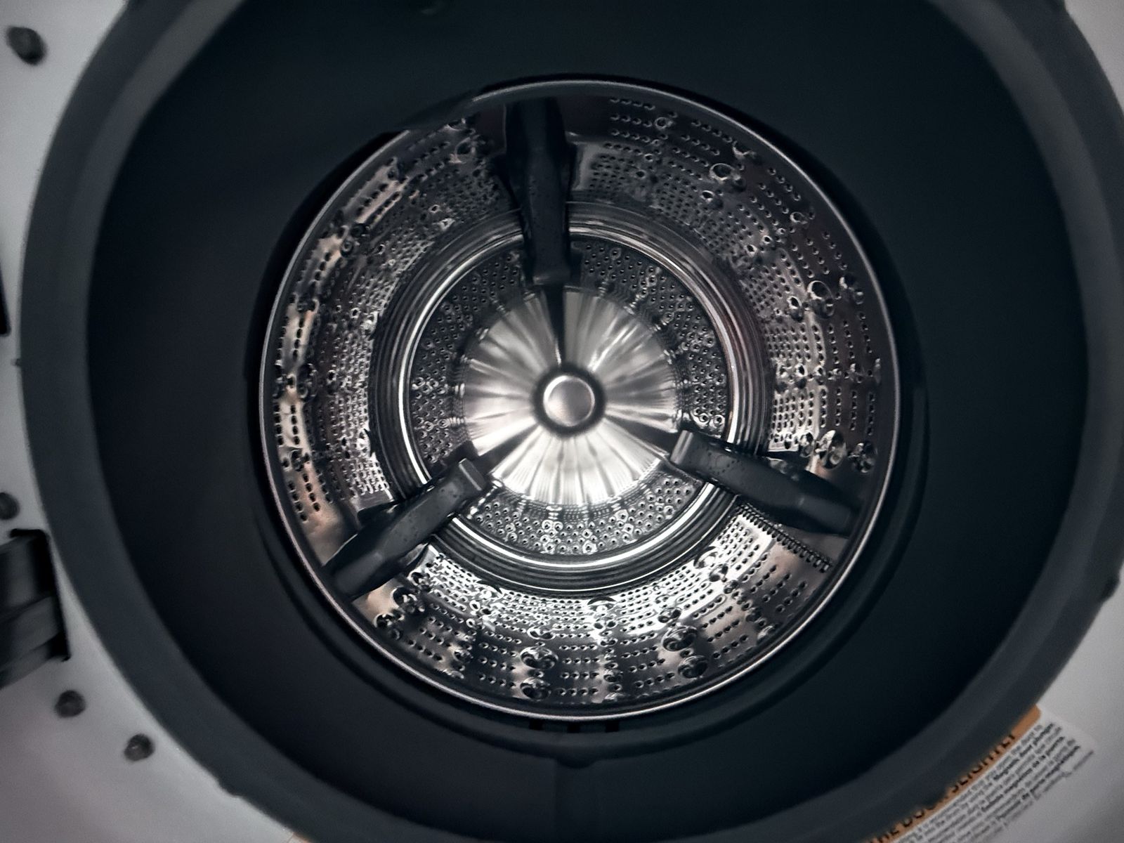 Main image 4