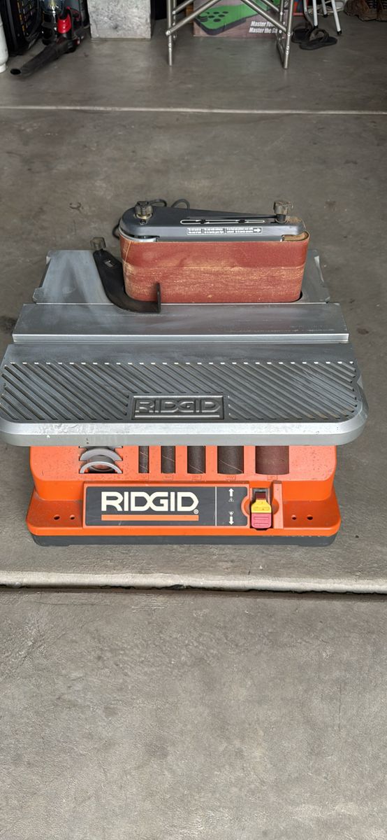 Ridgid Oscillating Spindle and Belt Sander
