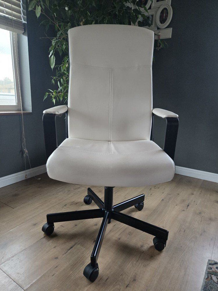 White Office Chair