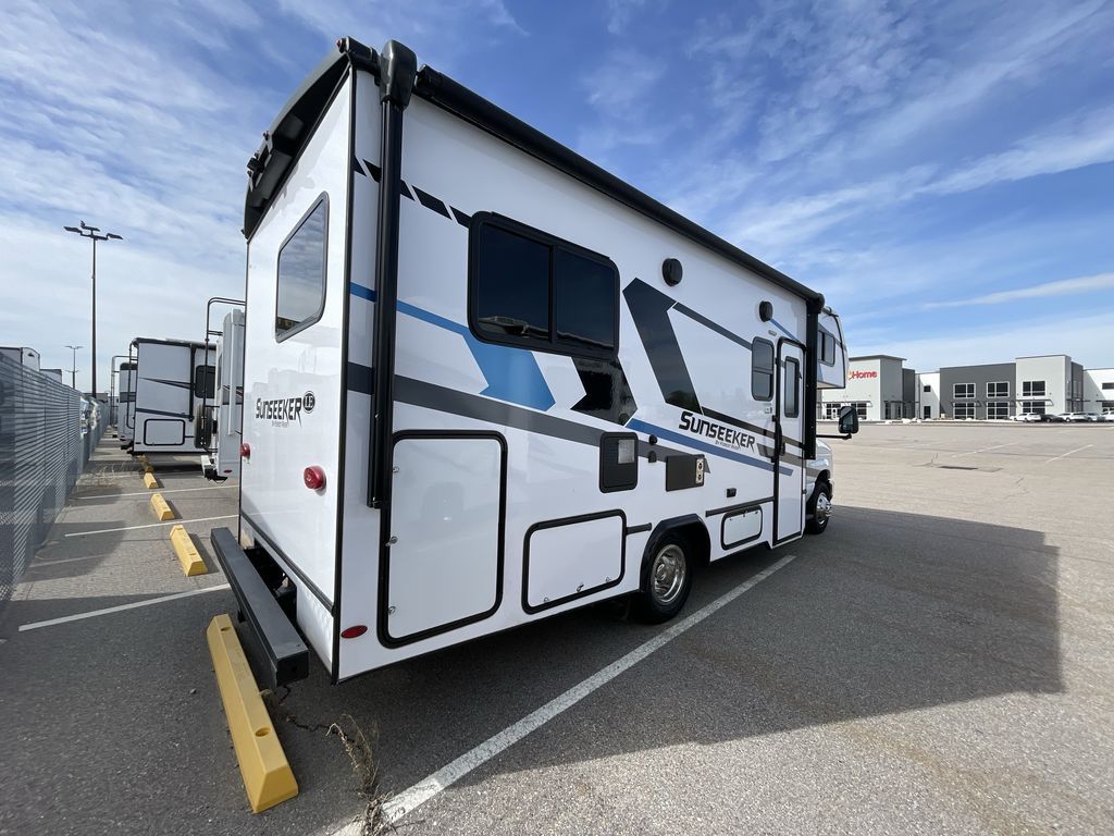 Used 2024 Forest River RV Sunseeker LE 2150SLE Ford