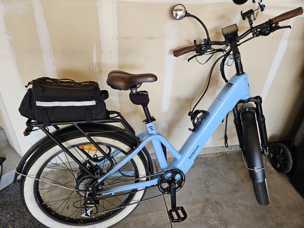 Magnum Pilot E-Bike - Light Blue, Electric Cruiser with Rear Rack