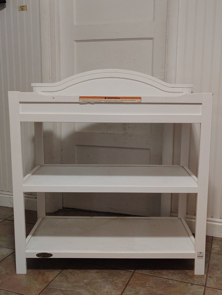 Graco White Baby Changing Table with Storage Shelves