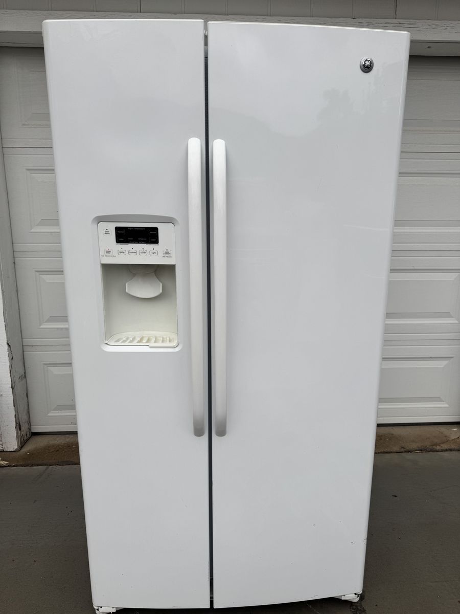 White Side-By-Side Fridge - Make an offer!!