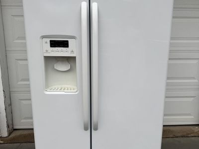White Side-By-Side Fridge - Make an offer!!