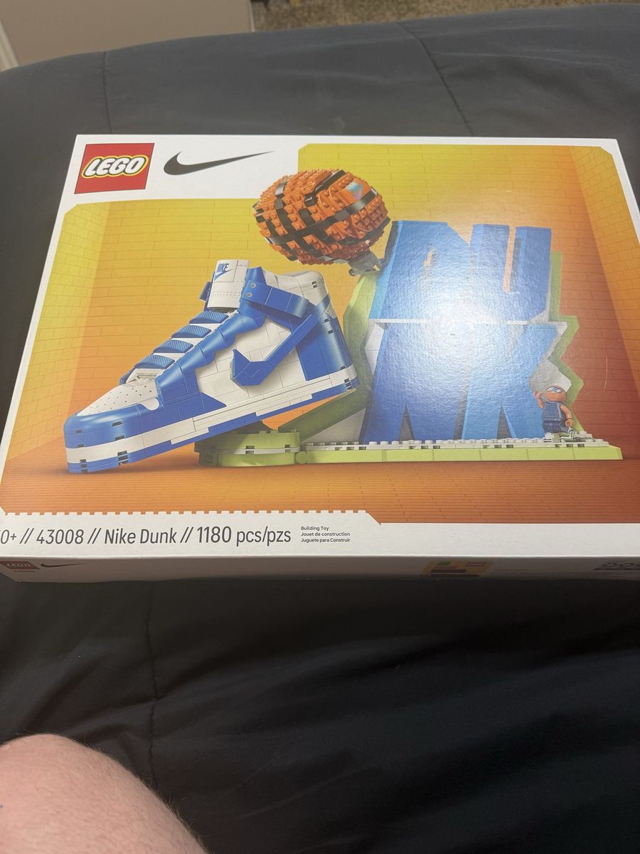 LEGO 43008 Nike Dunk Building Toy - 1180 Pieces, New in Box