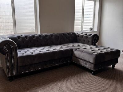 Right Hand Facing Velvet Sectional