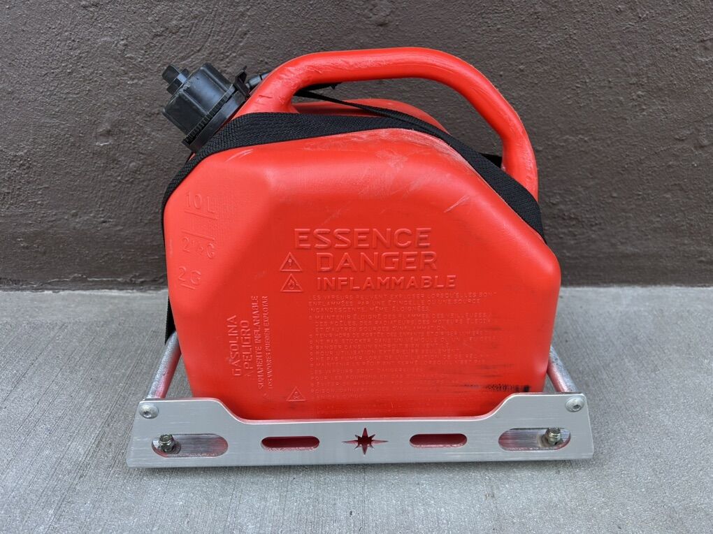 Polaris Jerry Can and Mount