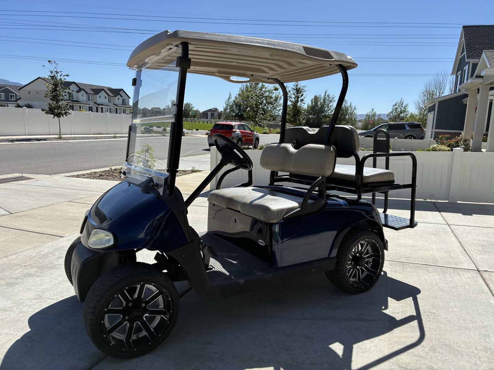 2010 Electric EXGO Golf Cart