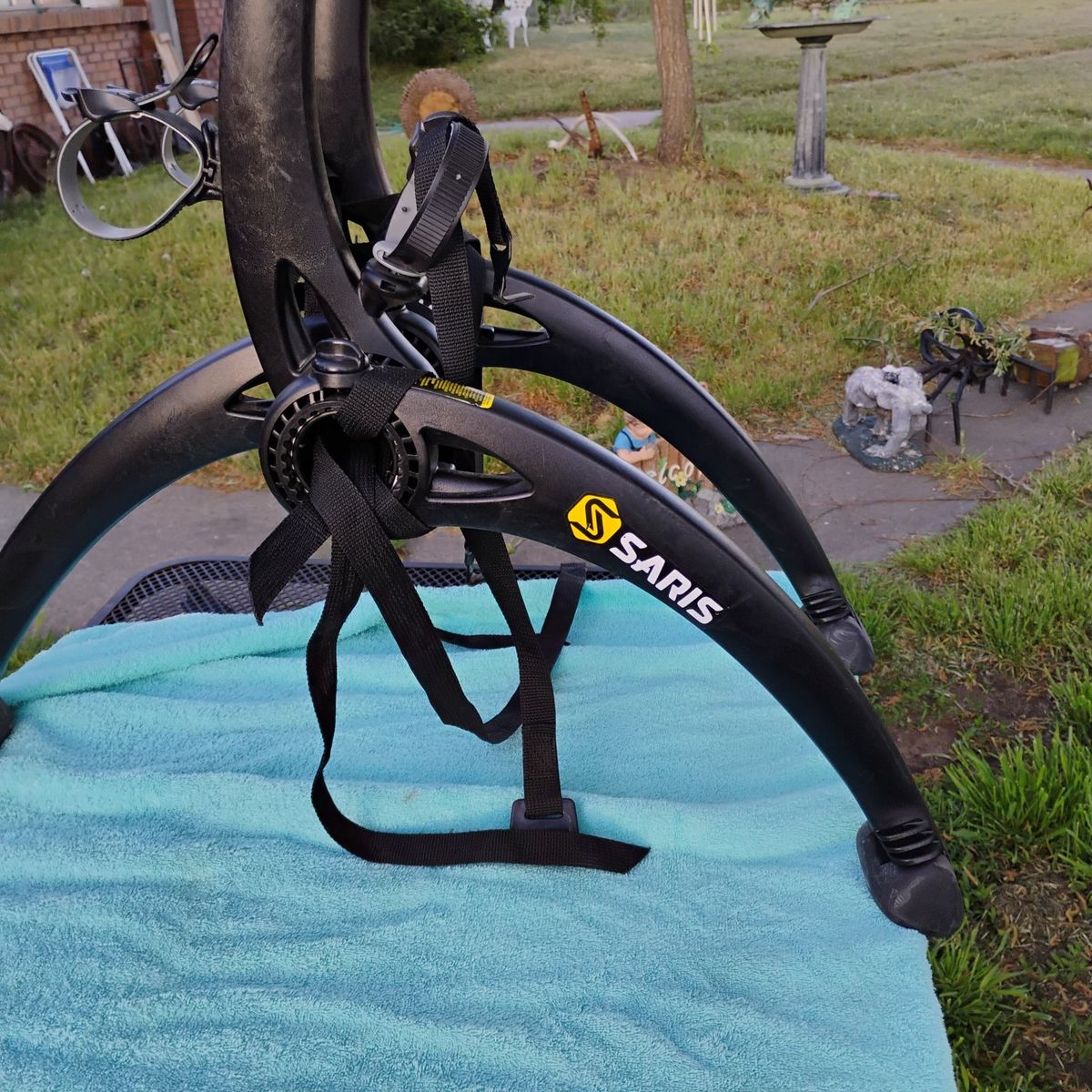 Saris Trunk Mount 2 Bike Rack In Black