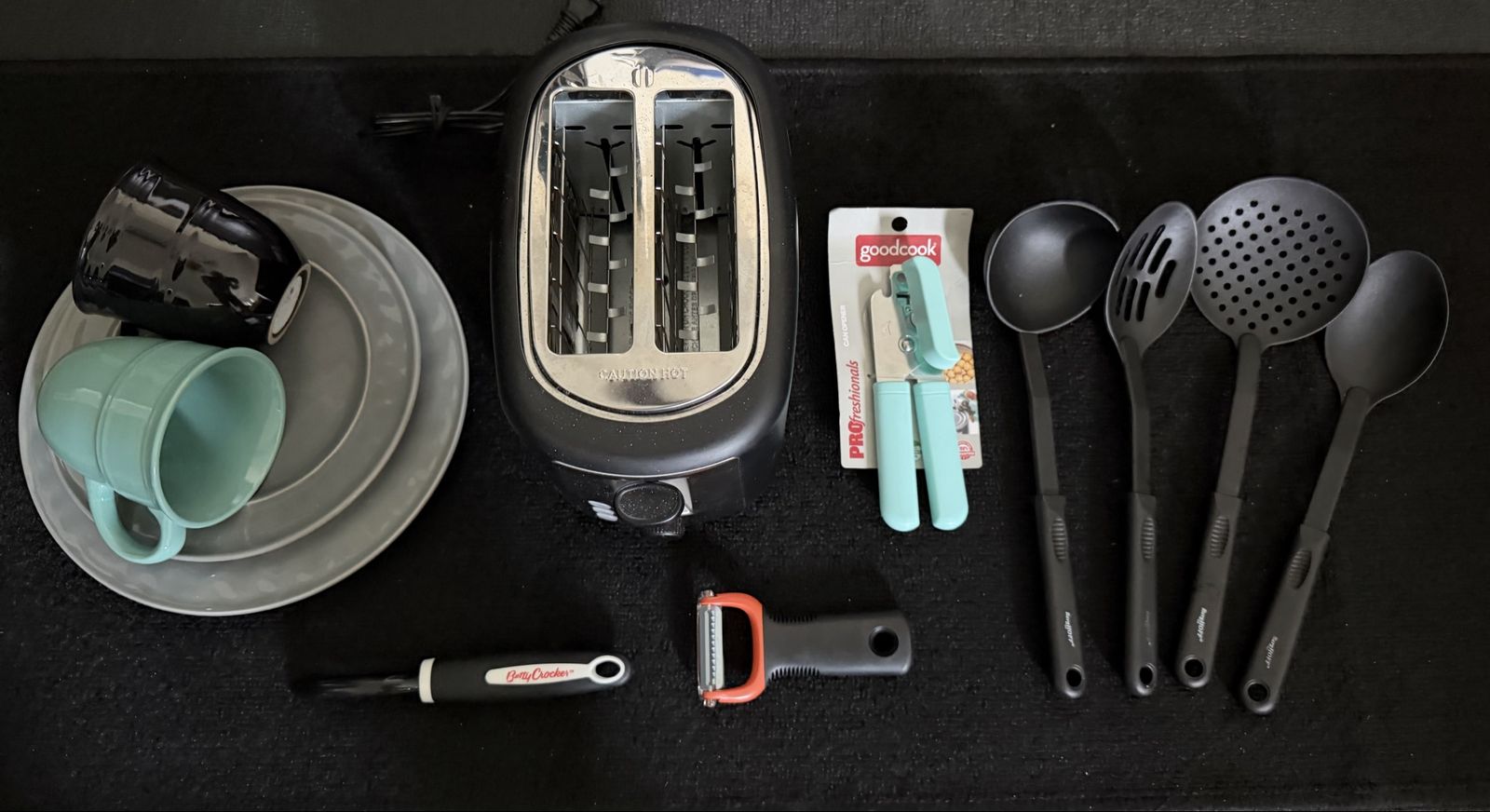 Kitchenware Bundle - Toaster, New BergHOFF Utensils, Dishes & Brand new Can Opener