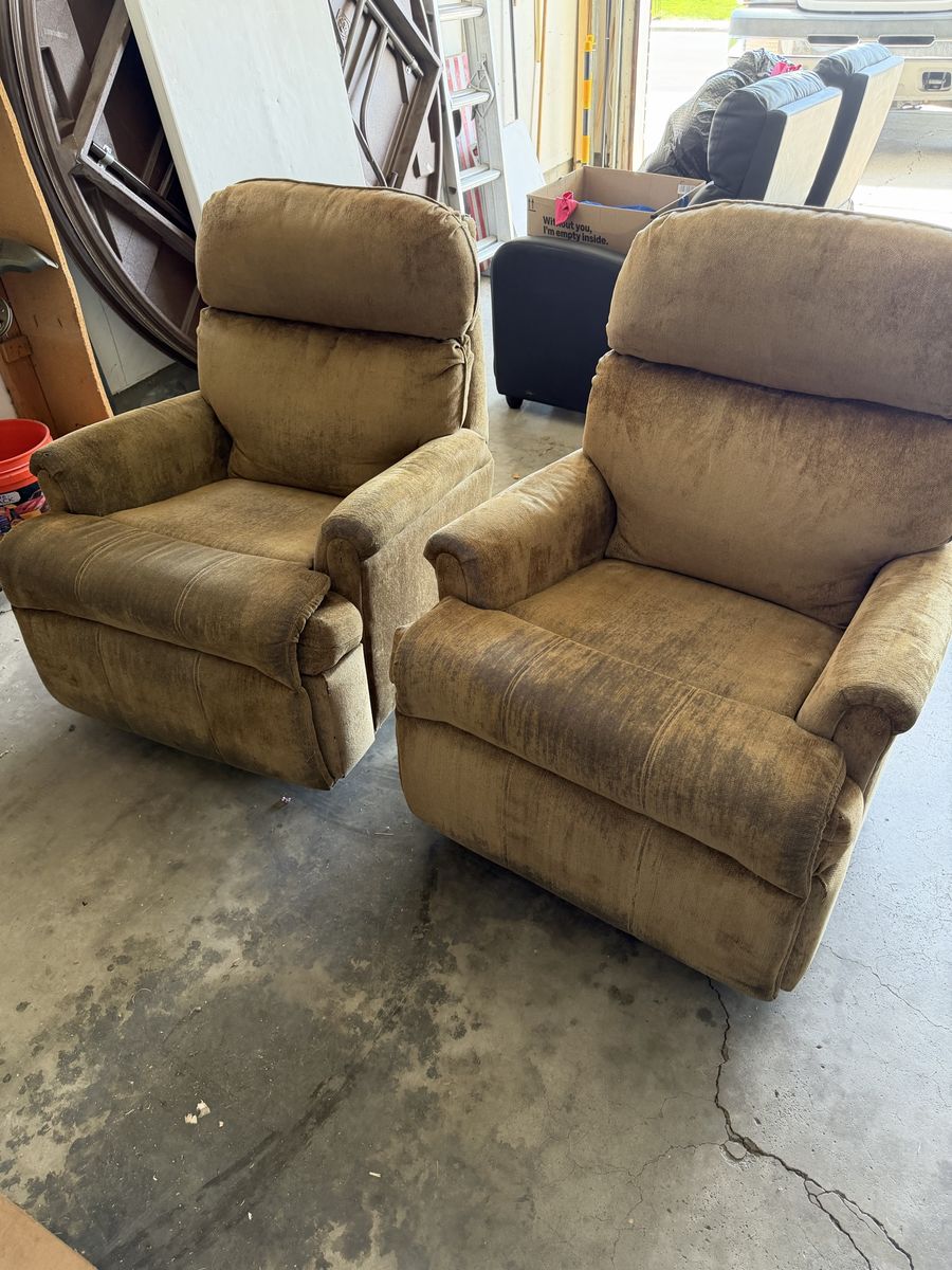 Set of 2 Brown Fabric Recliners Comfortable Living Room Chairs