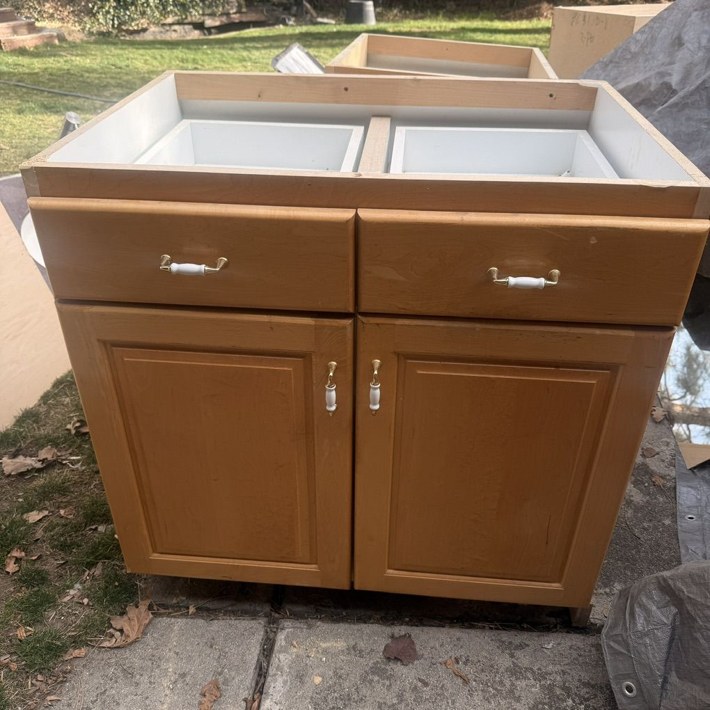 Cabinets- Solid Wood