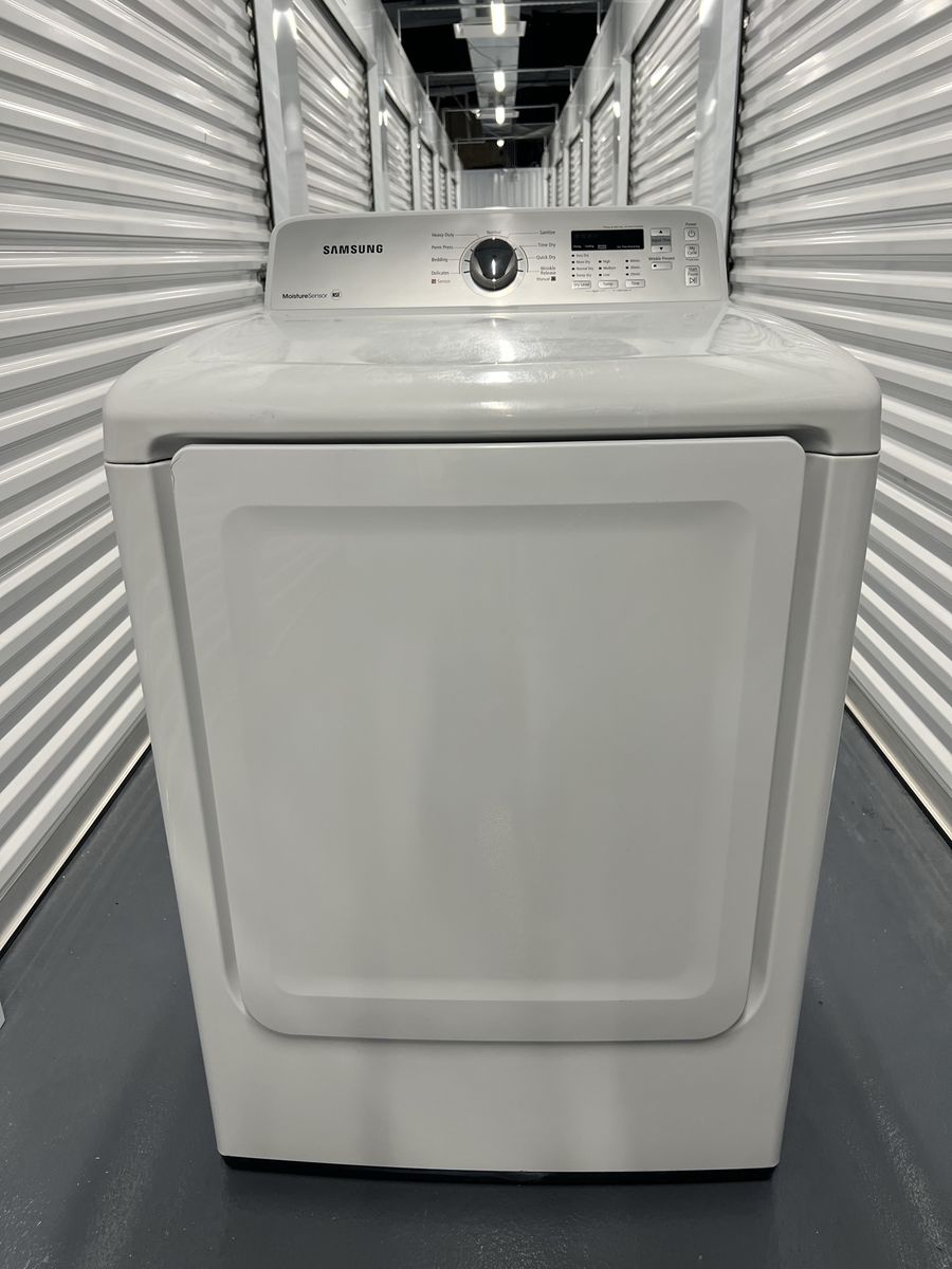 Dryer - Samsung GAS Dryer With MoistureSensor
