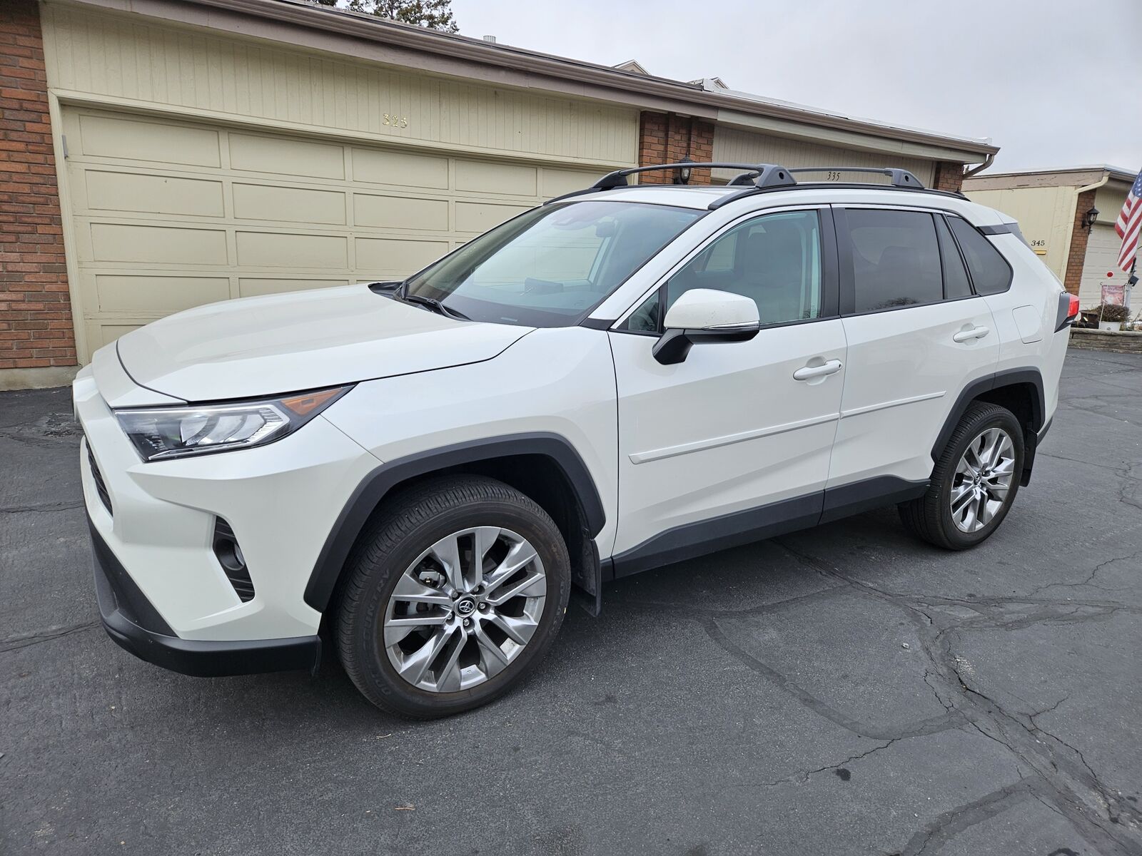 2021 Toyota RAV4 XLE Premium