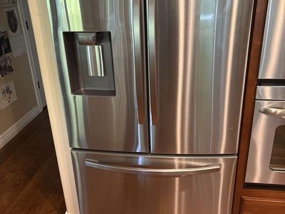 Samsung Counter-Depth French Door Refrigerator - Stainless Steel, Ice & Water Dispenser