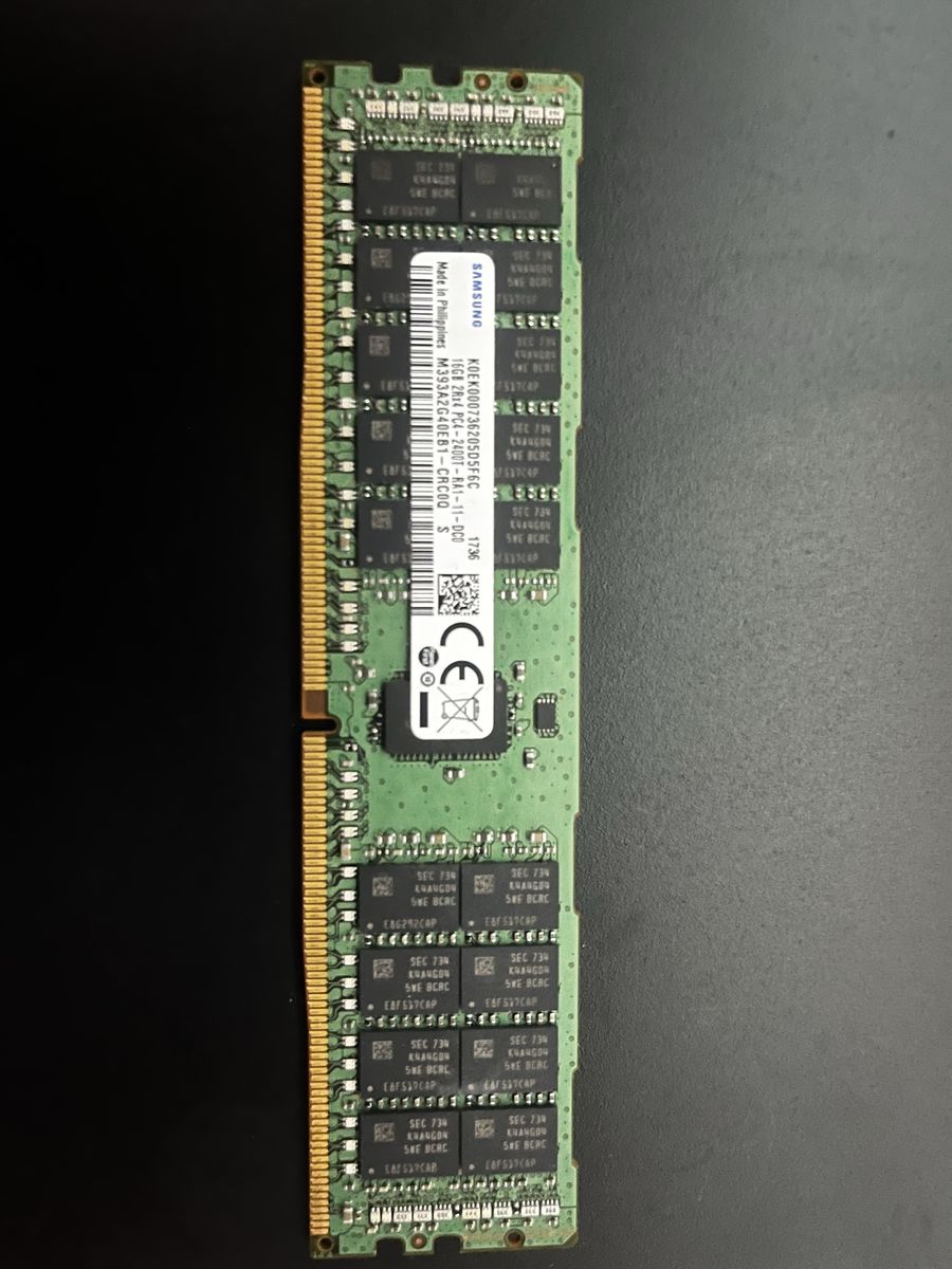 Samsung M393A2G40EB1ff-CRC0Q S 16GB 2Rx4 PC4-2400T DDR4 ECC RDIMM RAM