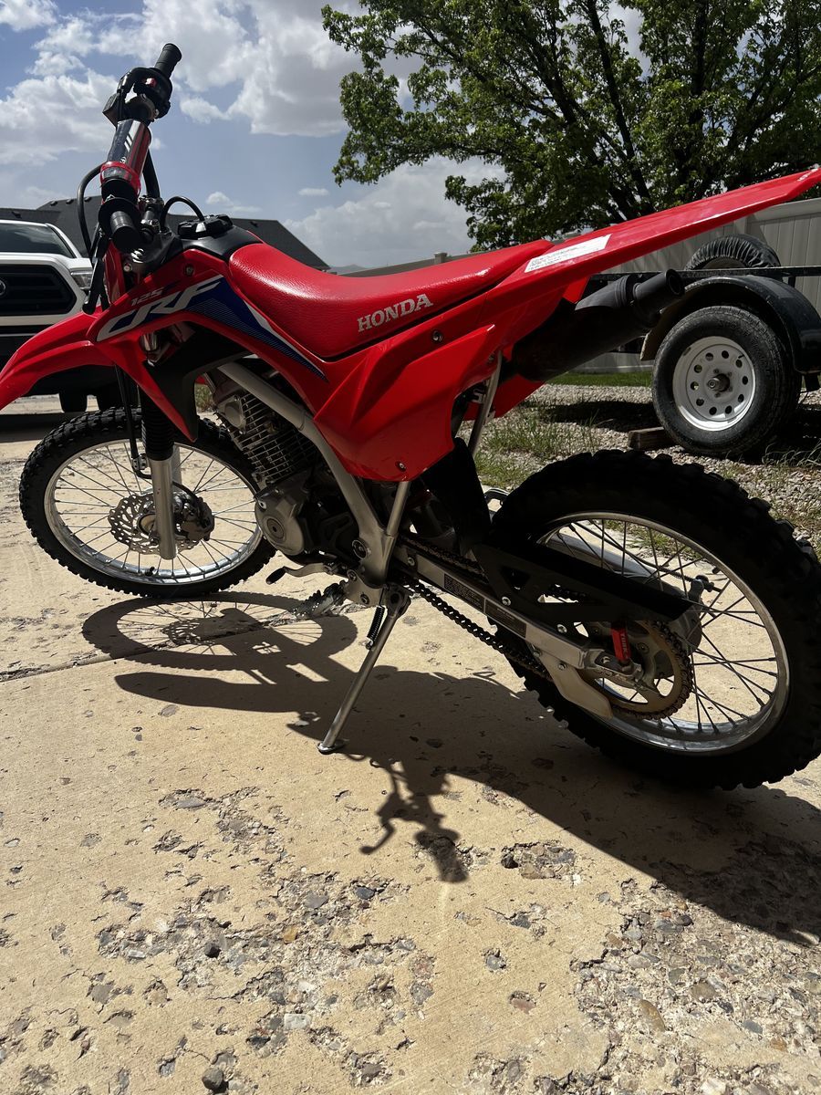 2022 CRF125 Big Wheel