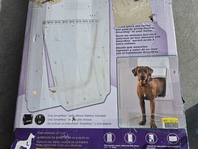 Electronic Dog Door Smartdoor Large