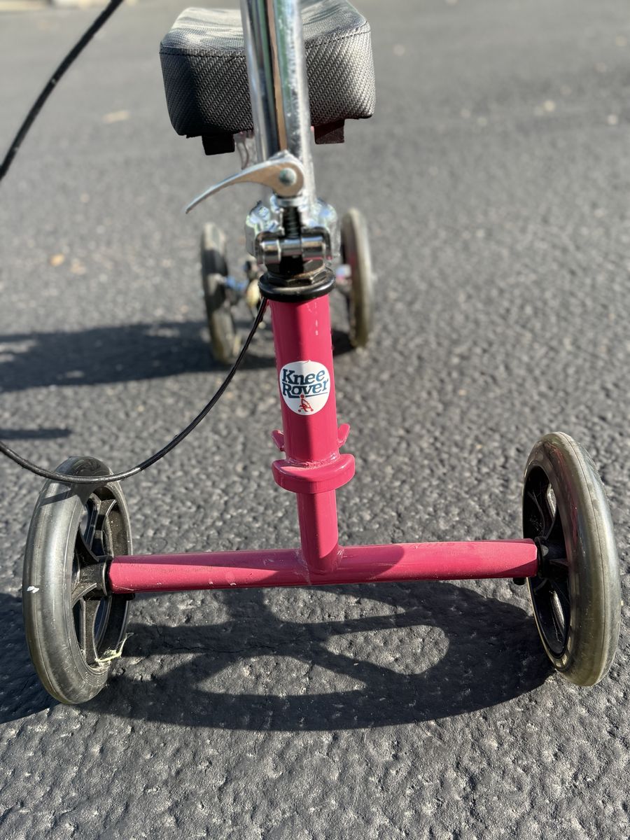 KneeRover Pink Steerable Knee Walker Scooter Mobility Aid