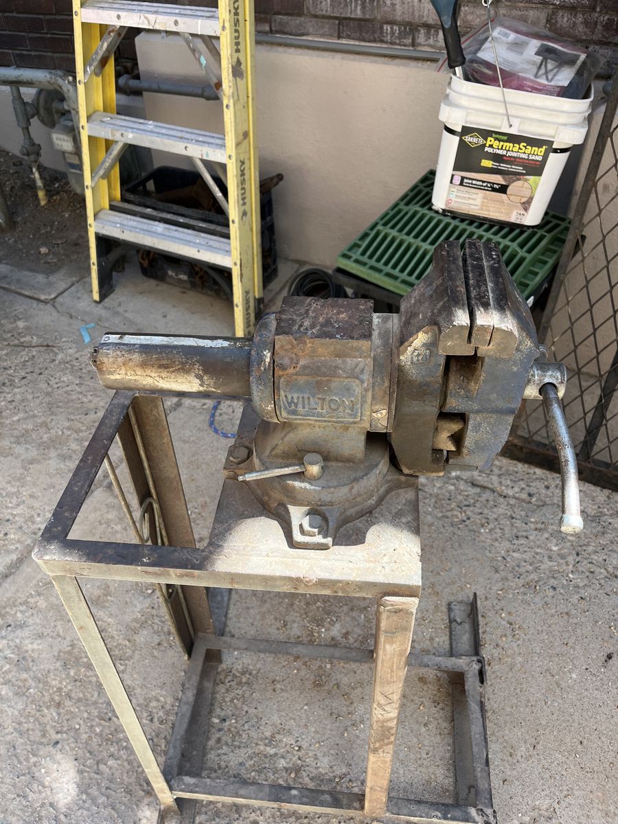 Large Vise on Stand