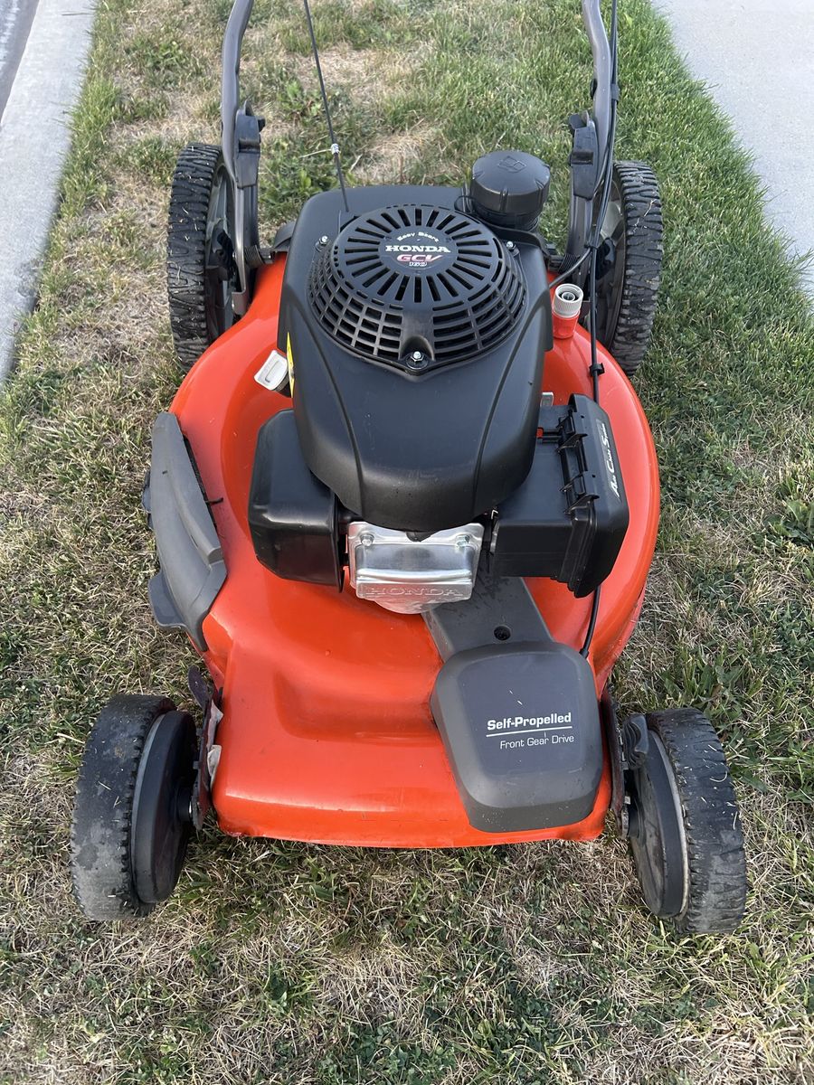 Husqvarna HU 700 F