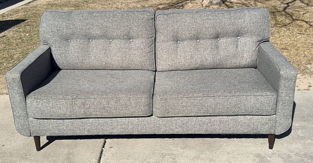 FREE DELIVERY! Stunning Grey Sofa