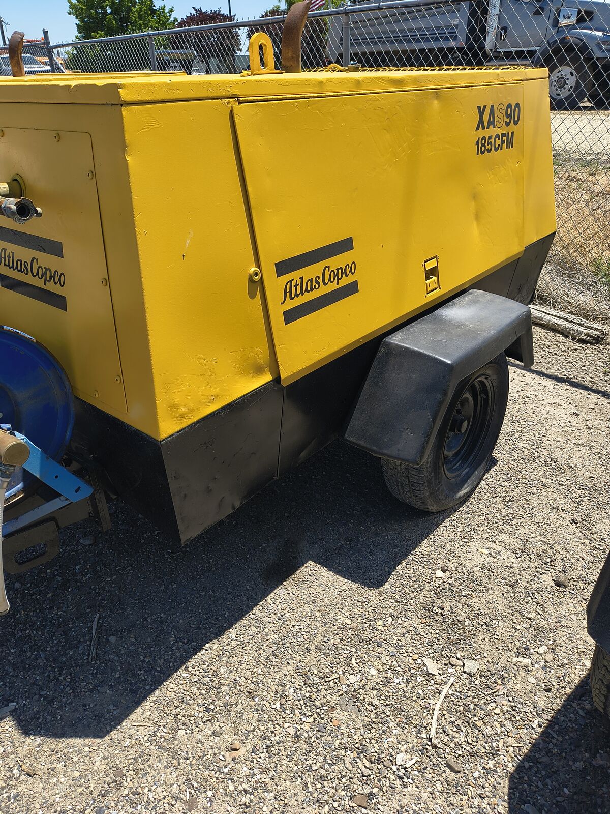 1998 Atlas Copco XAS90 185 CFM air compressor