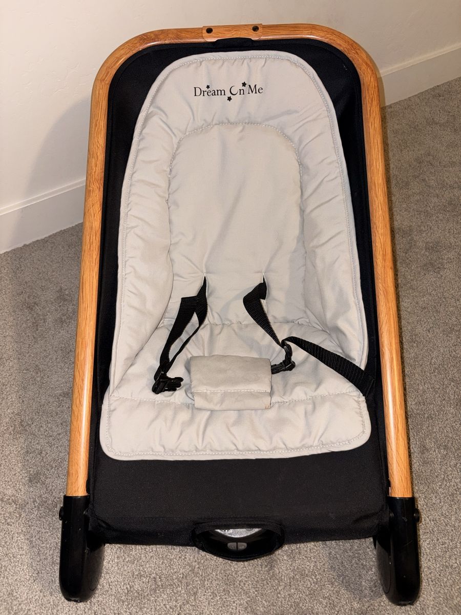 Dream On Me Wooden Baby Bouncer and Rocker - Grey / Natural Wood