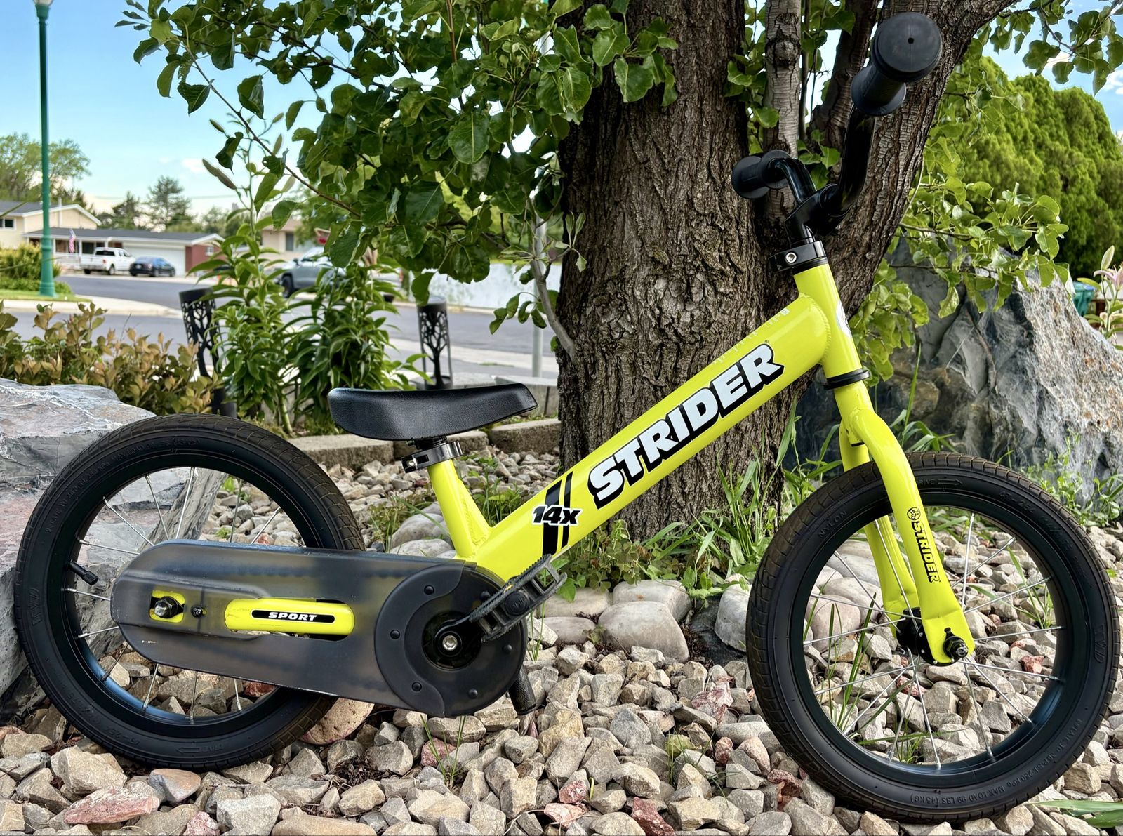 14” Strider balance bike that converts to a pedal bike