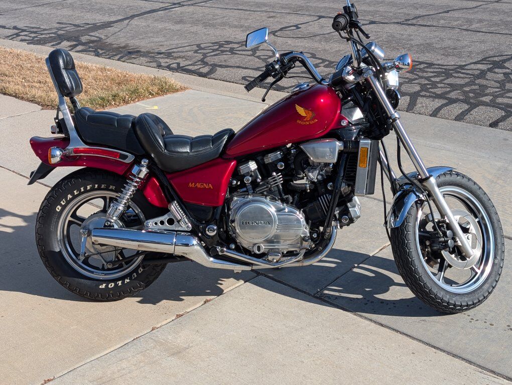 1986 VF 700C Honda Magna