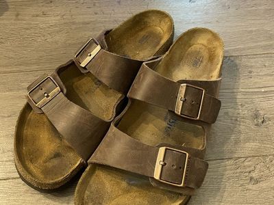 Size 44 Narrow (11-11.5US) Birkenstock sandals brown leather