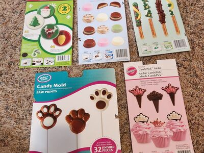 90 Chocolate candy molds