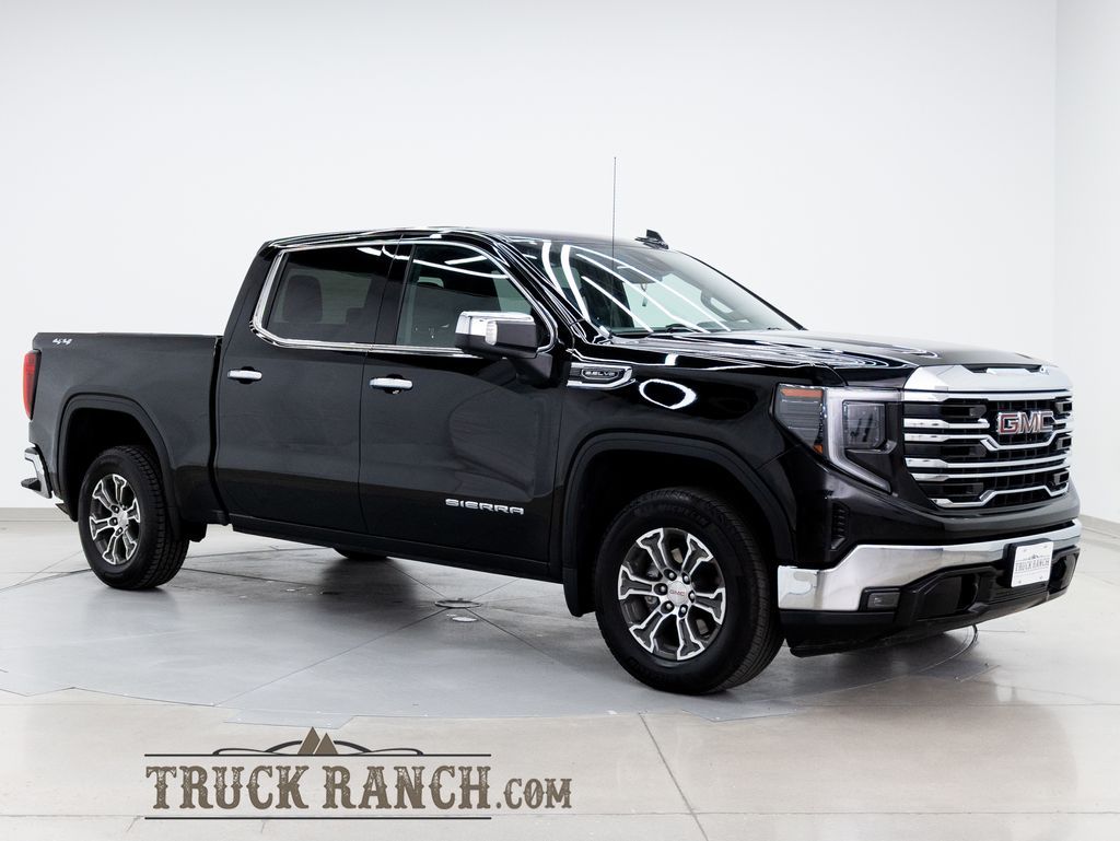 2025 GMC 1500 SLT