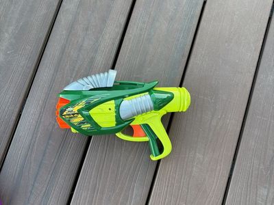 Air Tek 6 with foam arrows (Green/Yellow)