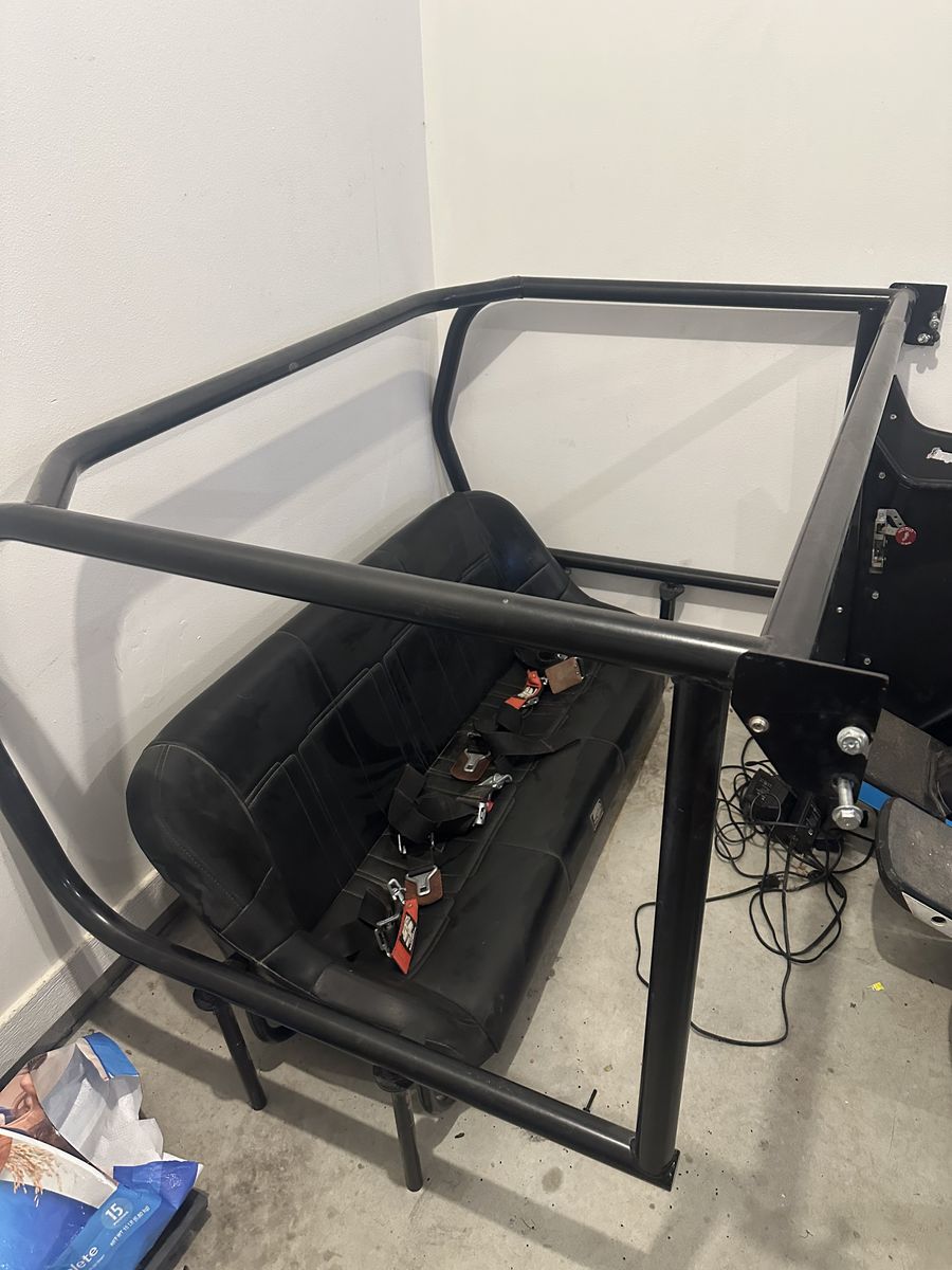Backseat and roll cage for Polaris Ranget