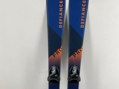 Defiance Pro 130 w/ Tyrolia SX 7.5 AC Jr Bindings