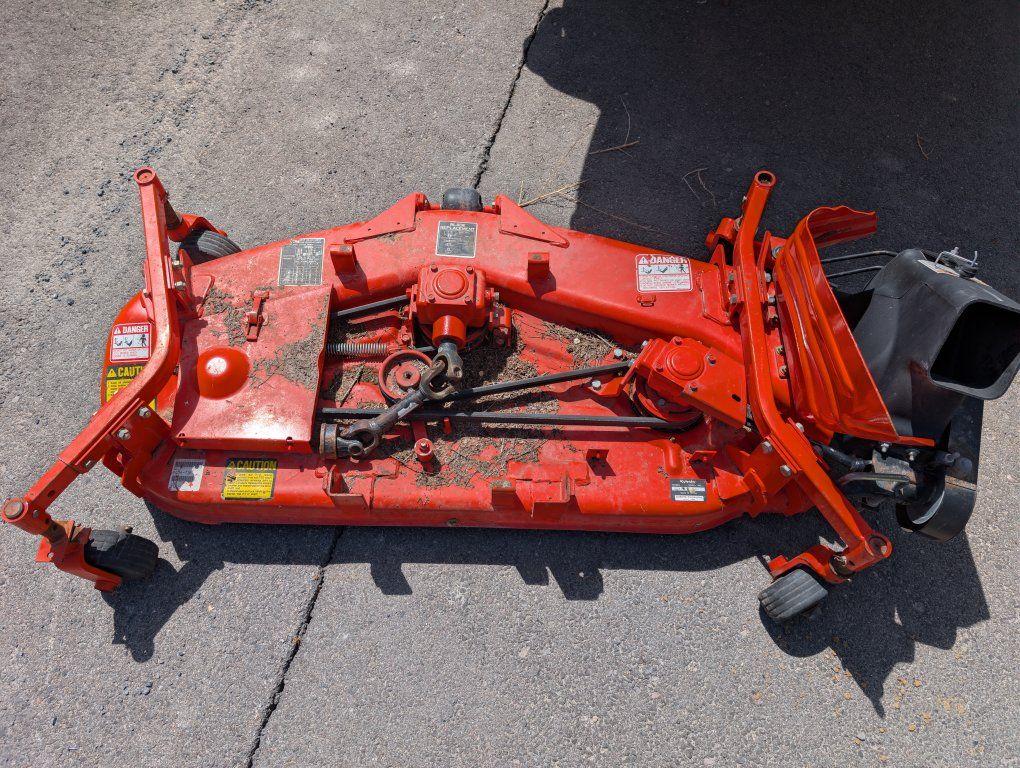 Kubota Mid Mount Mower Deck