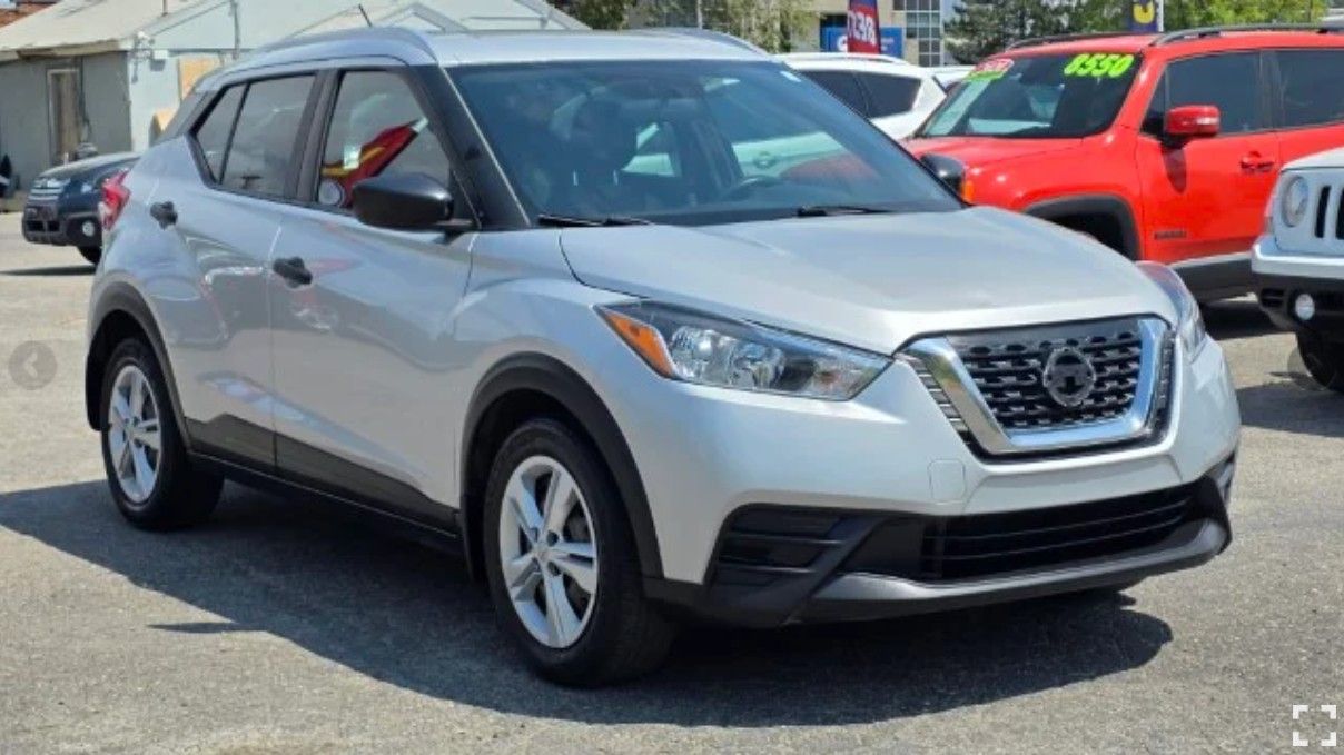 2018 Nissan Kicks S