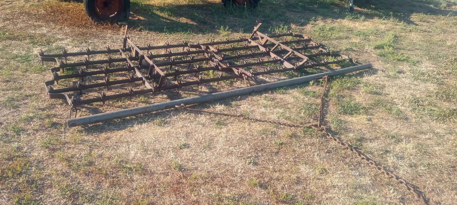 Drag harrows