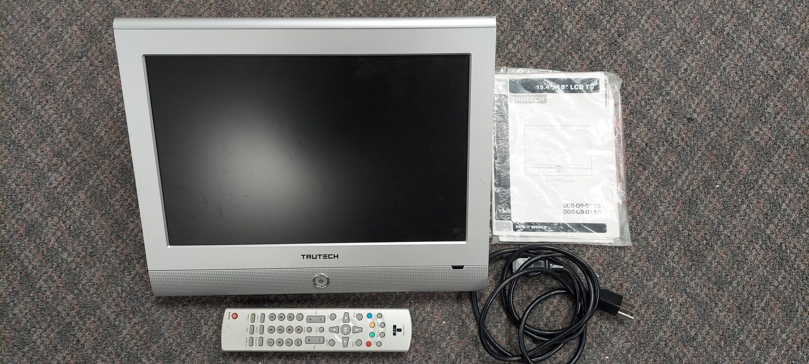 Trutech LCD Color TV, 15.4"